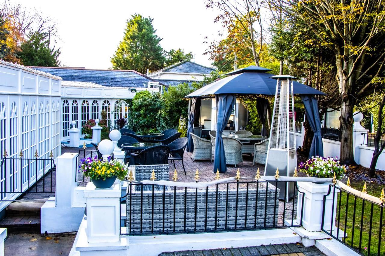 The Lord Bute Hotel Highcliffe Ngoại thất bức ảnh