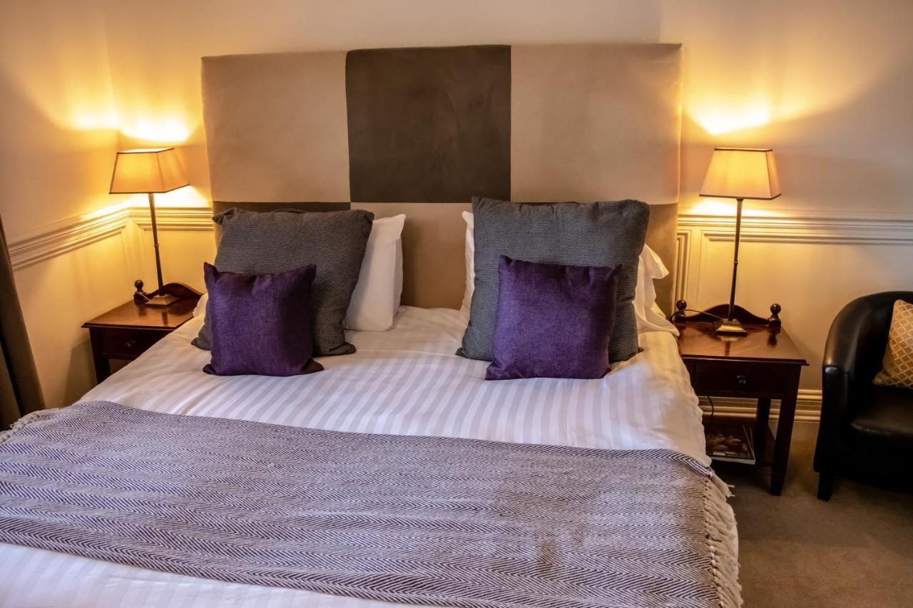 The Lord Bute Hotel Highcliffe Ngoại thất bức ảnh