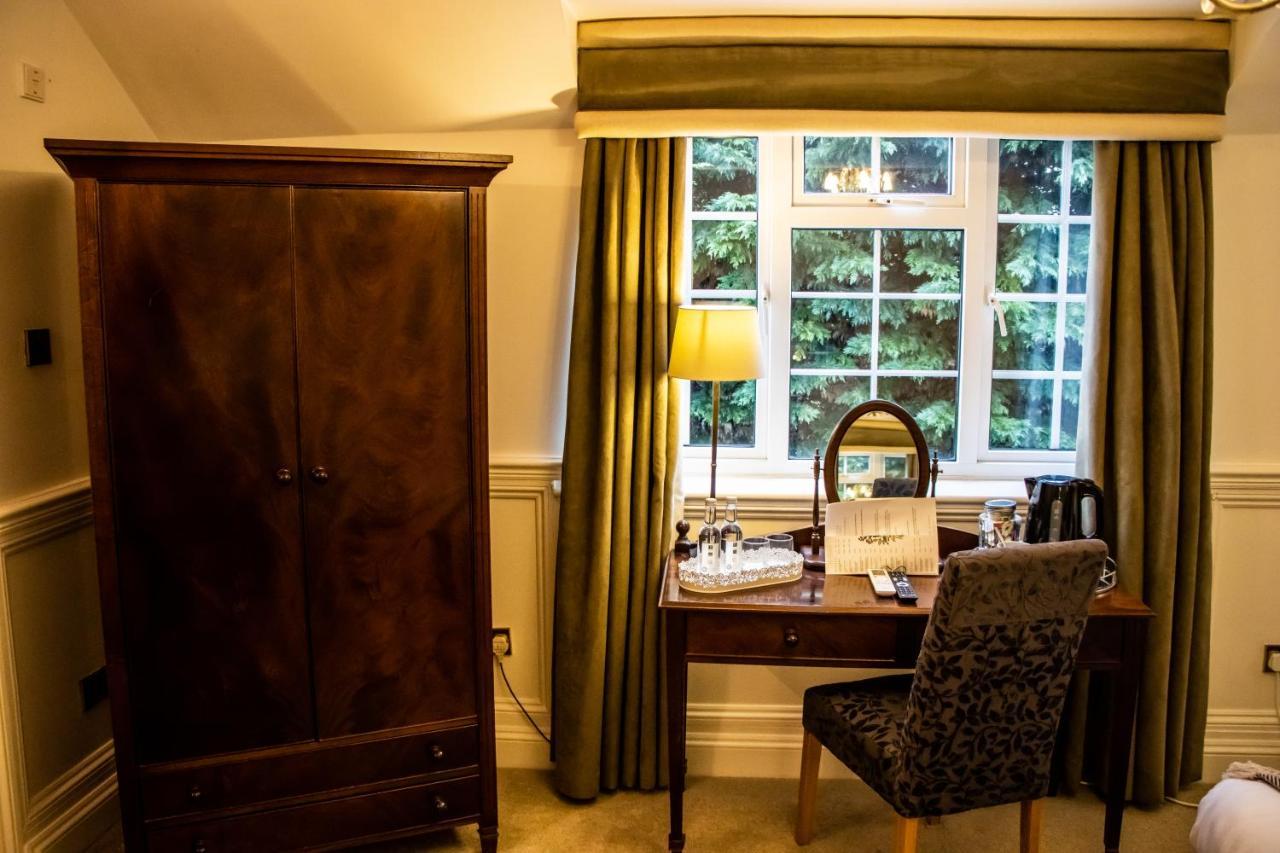The Lord Bute Hotel Highcliffe Ngoại thất bức ảnh