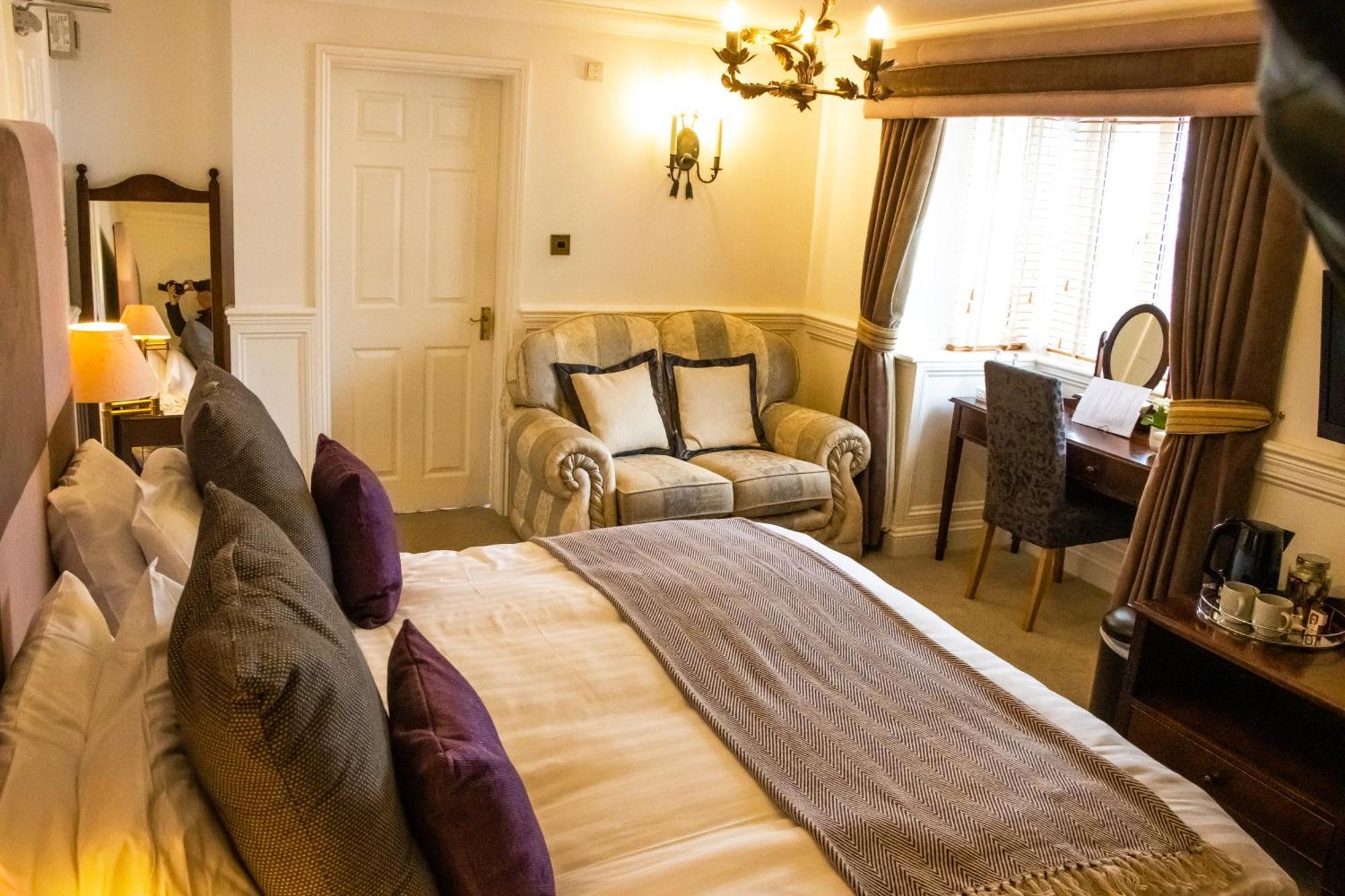 The Lord Bute Hotel Highcliffe Ngoại thất bức ảnh